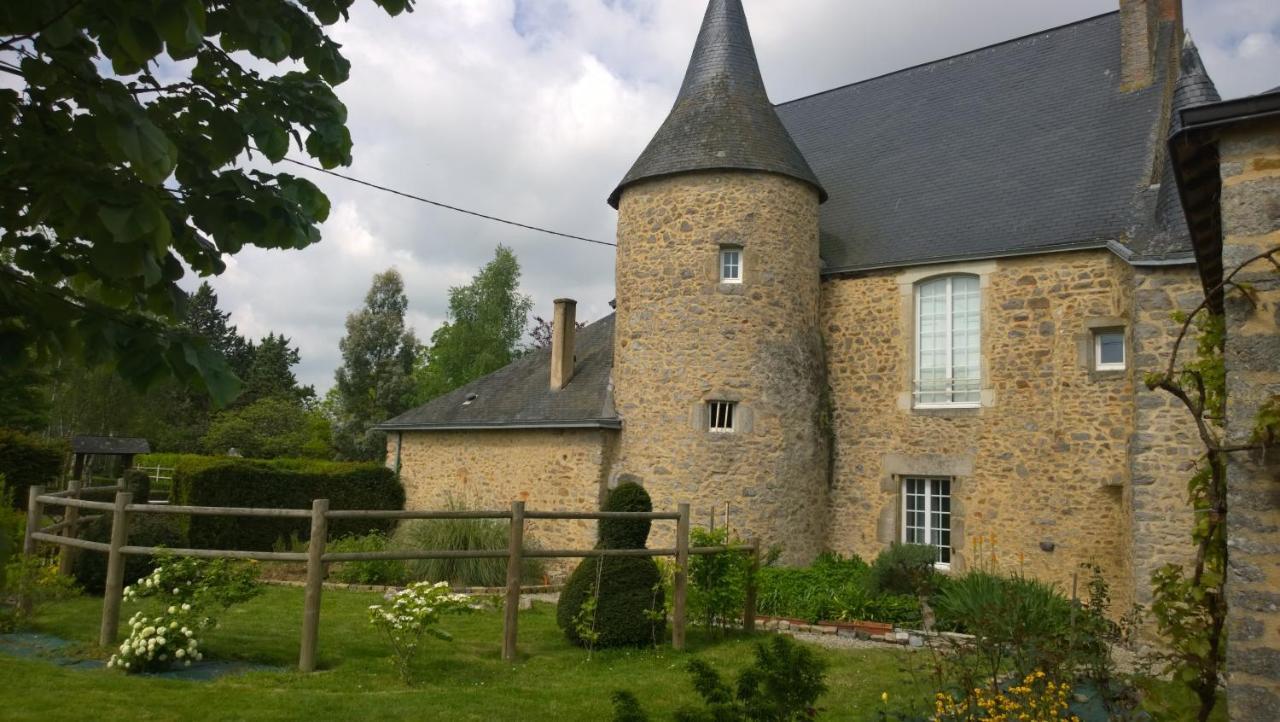 Manoir De La Grand'Cour Bed & Breakfast Soulge-sur-Ouette Exterior photo
